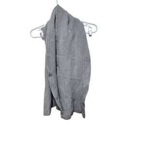 Neiman Marcus scarf gray 100% cashmere made in scottland scarf